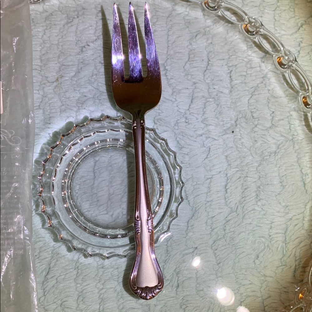 Gorham Valcourt pattern 18/8 Stainless Steel Cold Meat Serving Fork Ornate - Picture 3 of 6